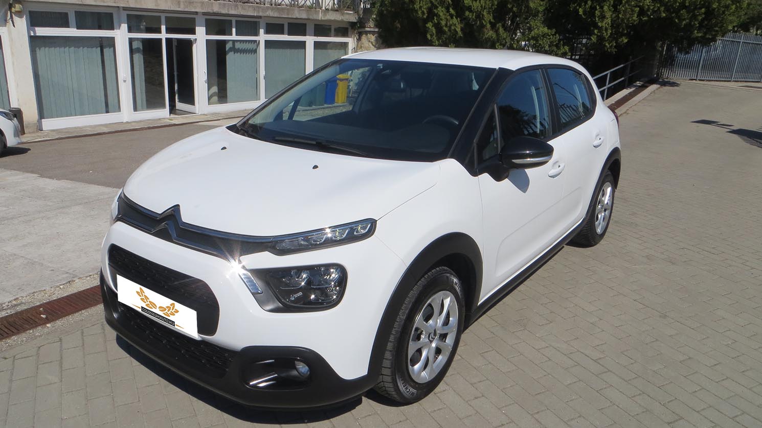 Citroen C3 1.5 BlueHDi Profi Feel S&S KITŰNŐ ÁLLAPOT-NAVI-RADAR-GARANTÁLT KM.-3%THM-GARANCIA!