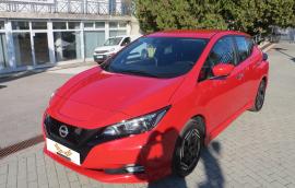 Nissan Leaf Acenta 40kWh MEGKÍMÉLT-SÁVTARTÓ-KAMERA-18 EZER KM-GARANCIA!